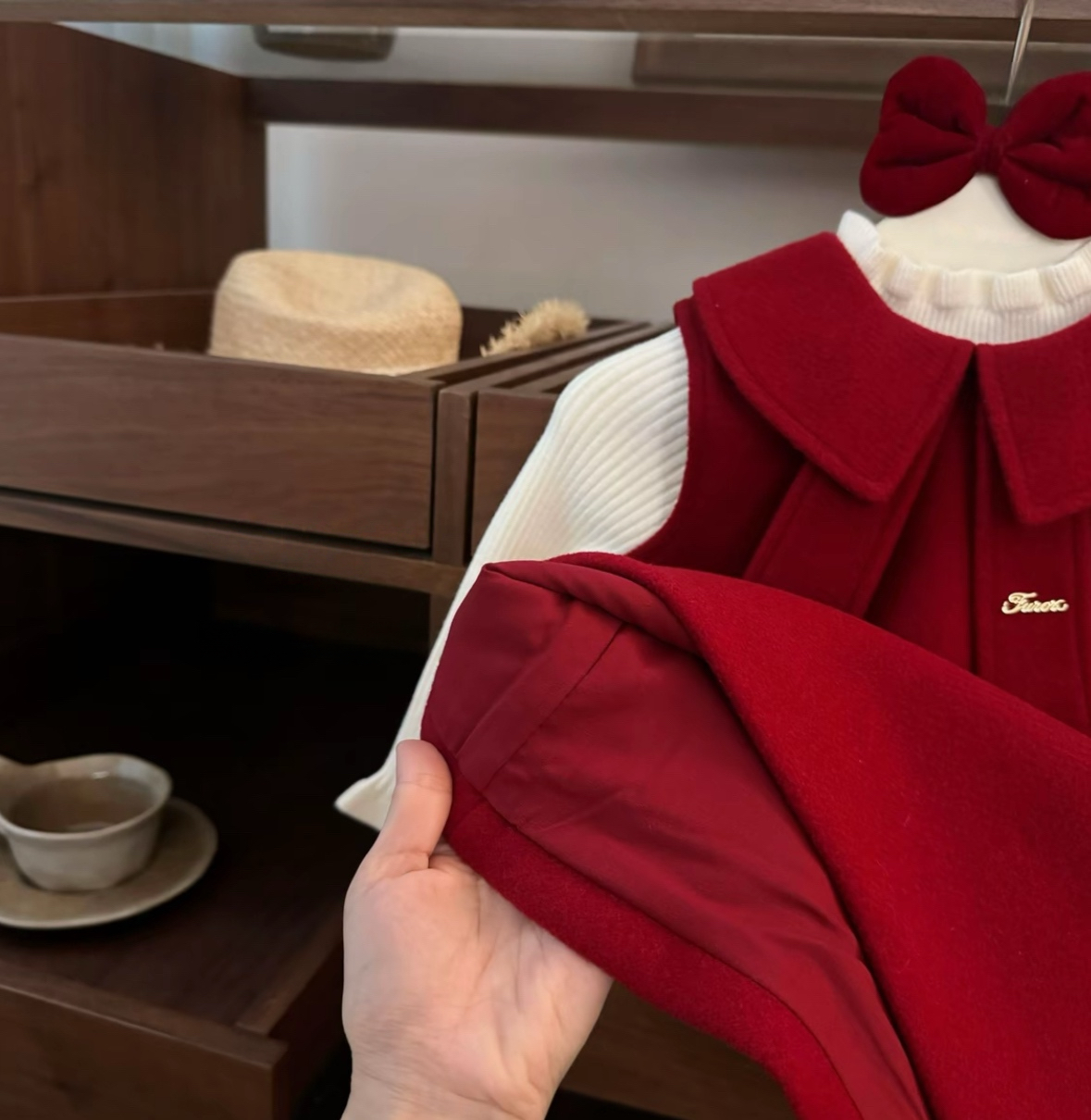 【现货】原创超正女宝2025新款生日礼服蝴蝶结新年拜年呢子背心裙,淘宝优惠券,粉丝福利购,淘宝优惠卷