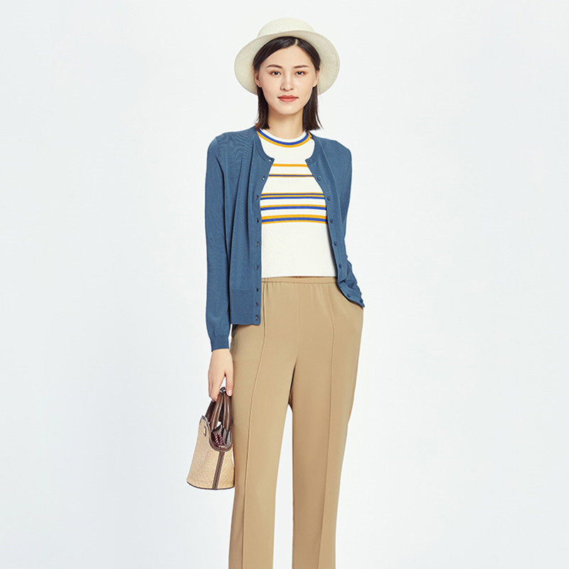 阿玛施女装旗舰店官网2020早秋开衫 简妍芙毛针织衫