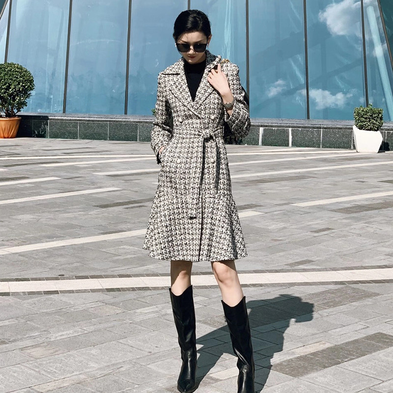 阿玛施旗舰店官网2020秋冬连衣裙 简妍芙毛呢外套