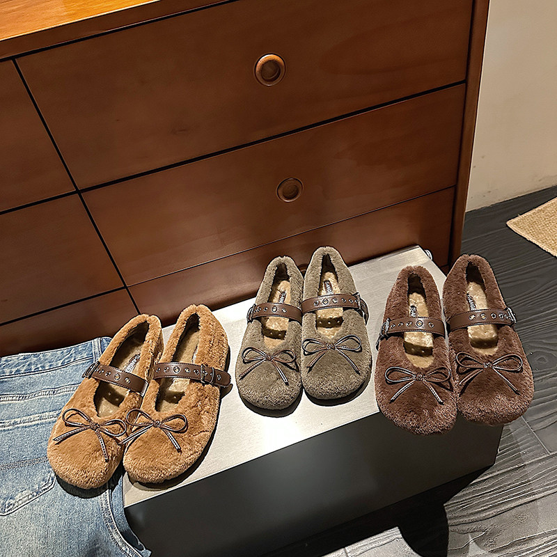 【花花推荐】TS一脚蹬加绒加厚毛毛保暖时尚单鞋女MTB57865B-X,淘宝优惠券,粉丝福利购,淘宝优惠卷