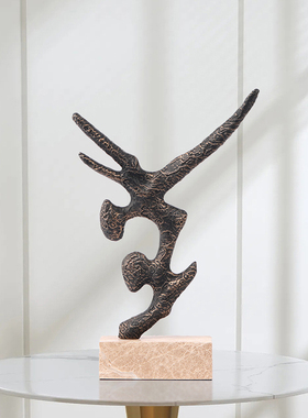 现代几何镂空金属艺术摆件客厅玄关电视柜办公室书房高级感装饰品