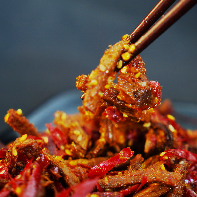 四口香辣牛肉干冷吃特产熟食辣条 四口牛肉类