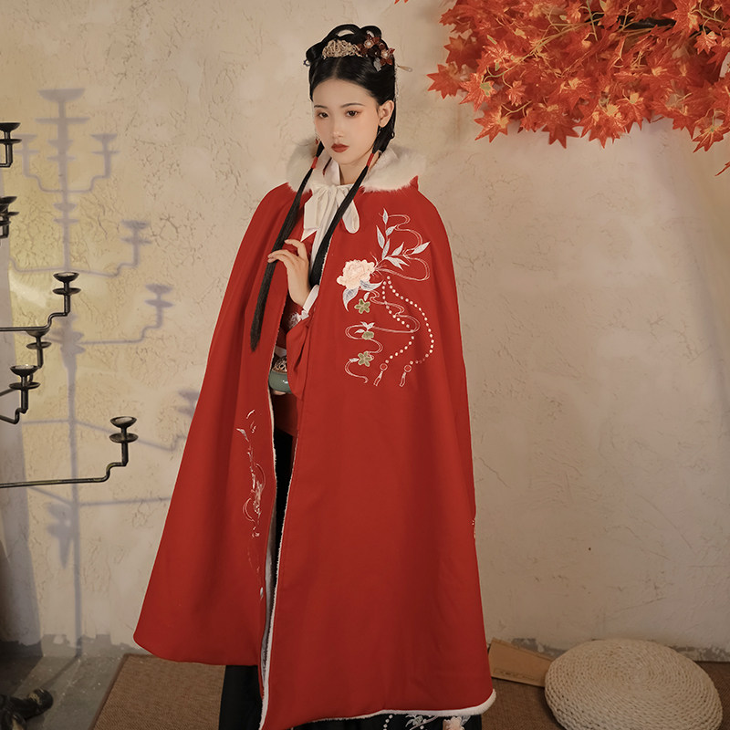 予今锦瑟交领刺绣披风褶裙明制汉服 予今民族服装/舞台装