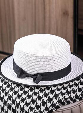 现代简约样板房女士衣帽间饰品衣服道具卧室衣柜摆件软装收纳箱