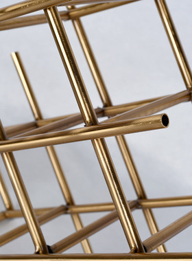 北欧简约红酒架铁艺金属时尚精美井字形摆件电镀拉丝防锈防潮摆件