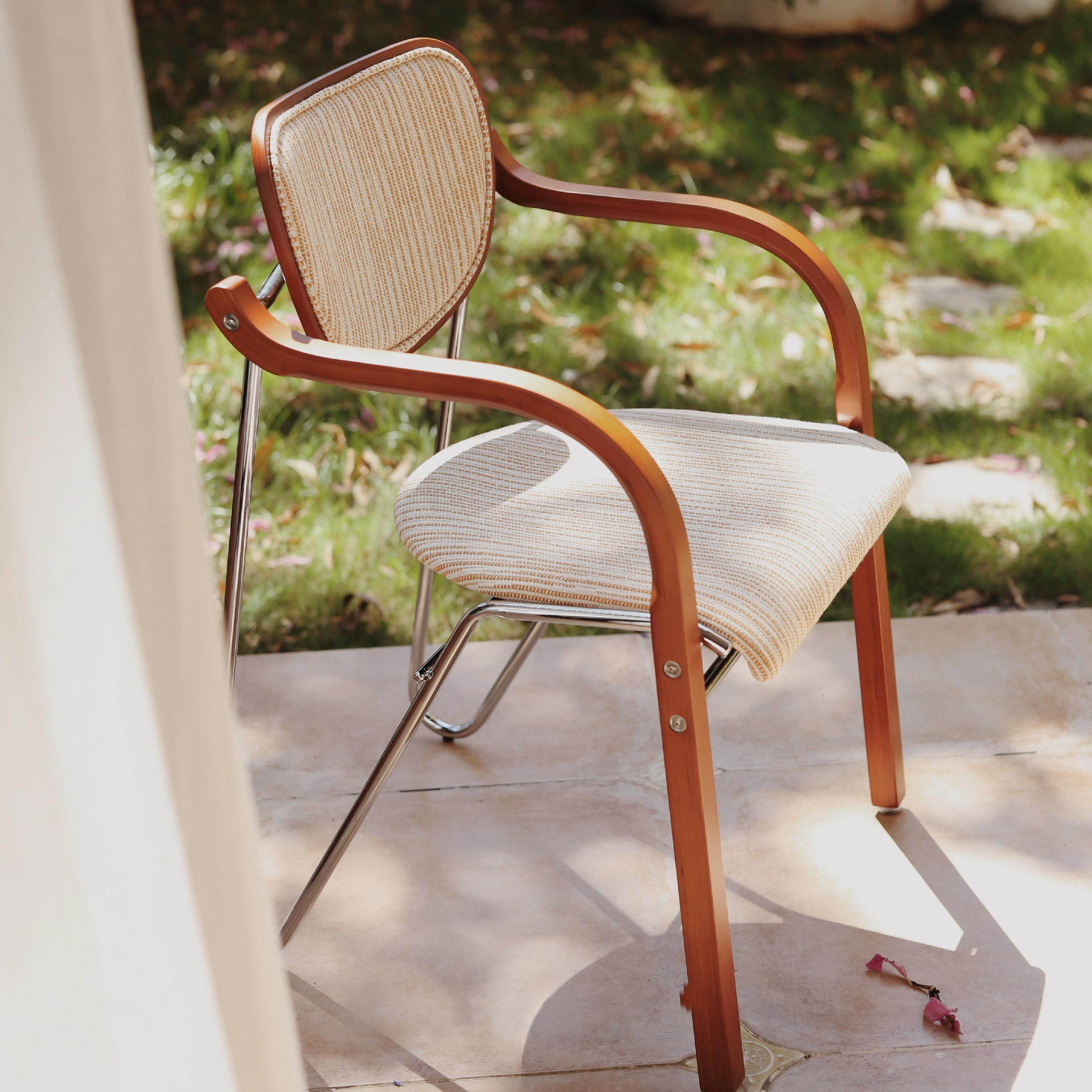 中古风包豪斯餐椅家用扶手椅靠背轻奢高级感设计师复古风餐桌椅子