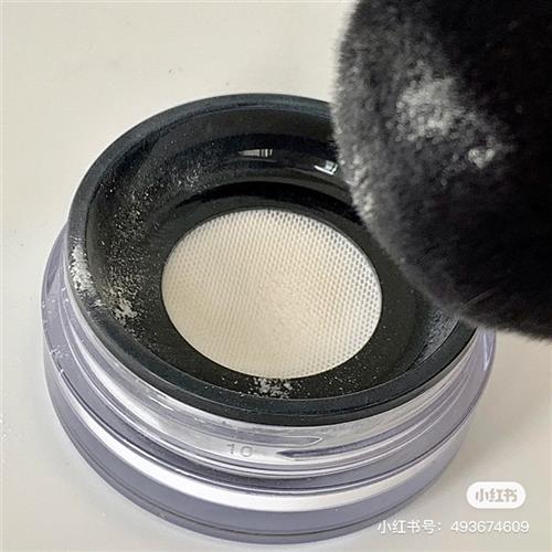 细如烟雾 make up forever/MUF玫珂菲HD高清无痕轻烟散粉蜜粉控油