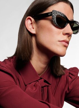 Gucci 古驰 女士 双G精饰猫眼太阳眼镜 black黑色 舒适时尚