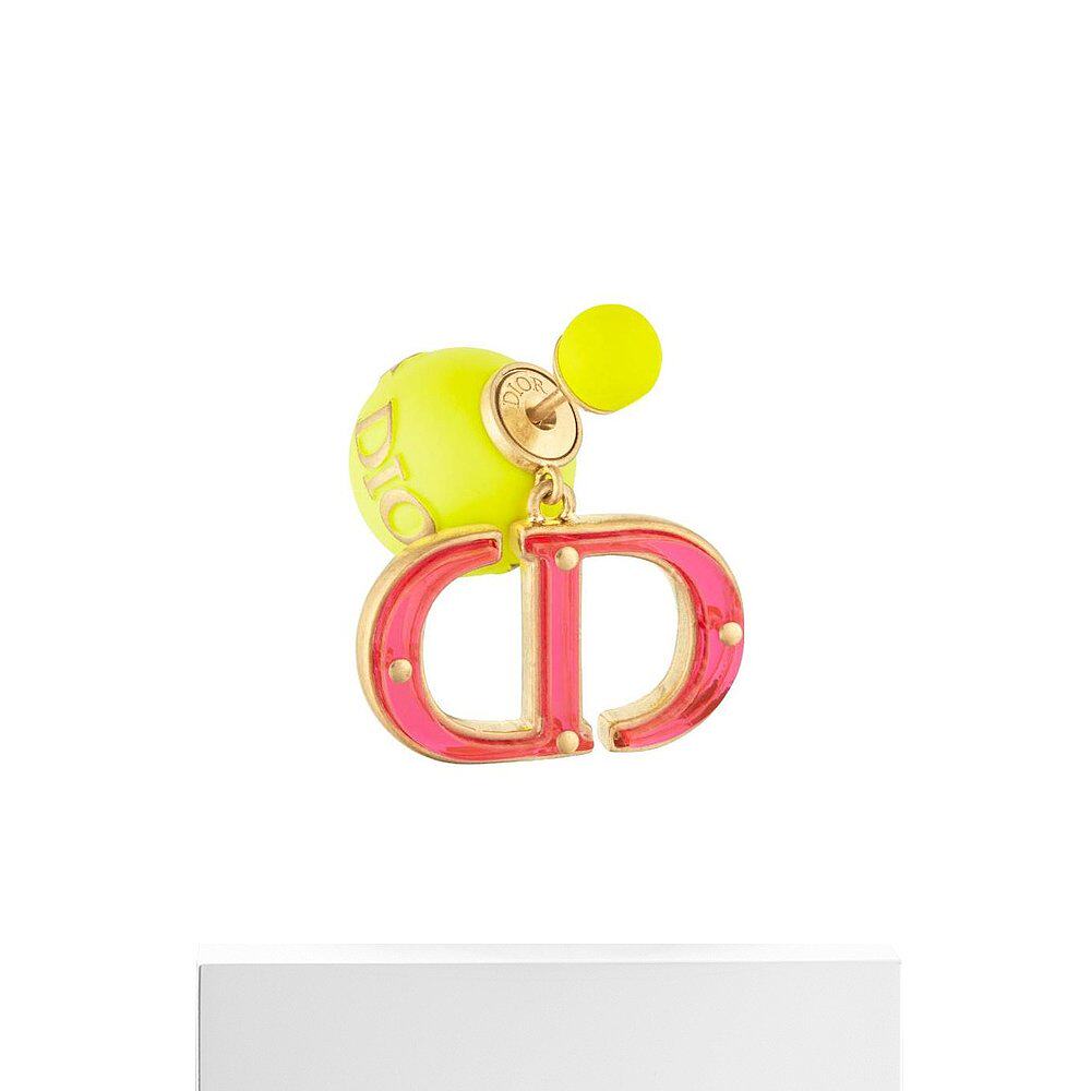  天猫国际探物中国香港耳环