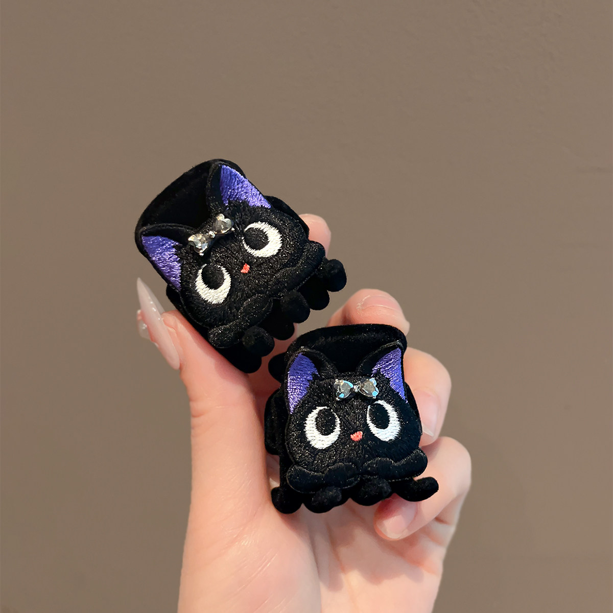 秋冬新款小黑猫抓夹韩版半扎发发夹女可爱质感植绒黑色小号鲨鱼夹,淘宝优惠券,粉丝福利购,淘宝优惠卷