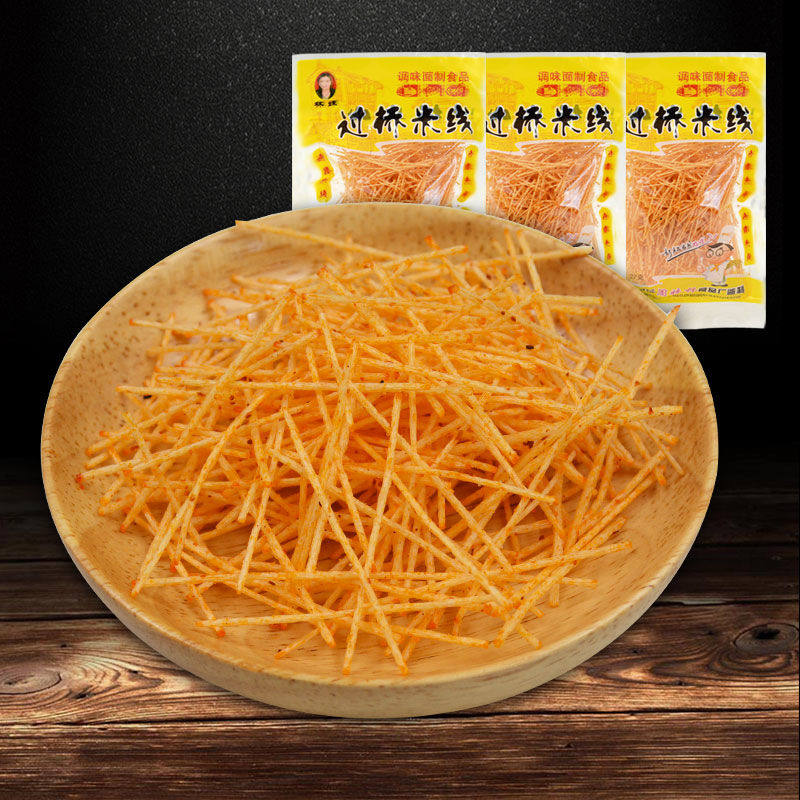 林妹过桥米线辣条辣片辣丝8090童年回忆零食品豆制品鱿鱼丝辣条