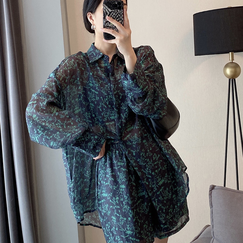 碎花雪纺防晒衬衫套装女春夏季休闲短裤两件套2024新款欧洲站欧货