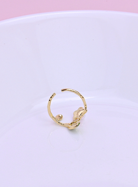 珐琅釉彩珍珠粉色小花设计戒指女