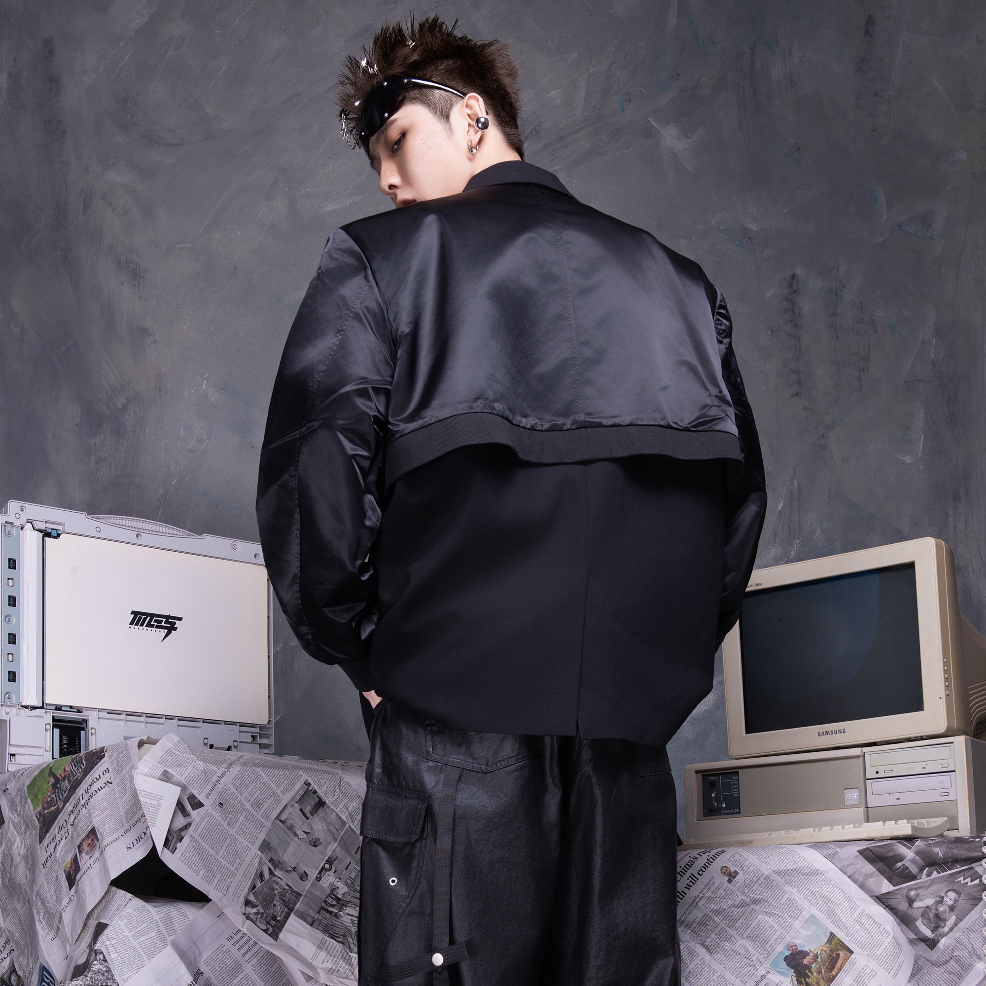 MOGONGSHE模公社2026新款潮牌痞帅垫肩西服外套女男西装休闲夹克,淘宝优惠券,粉丝福利购,淘宝优惠卷