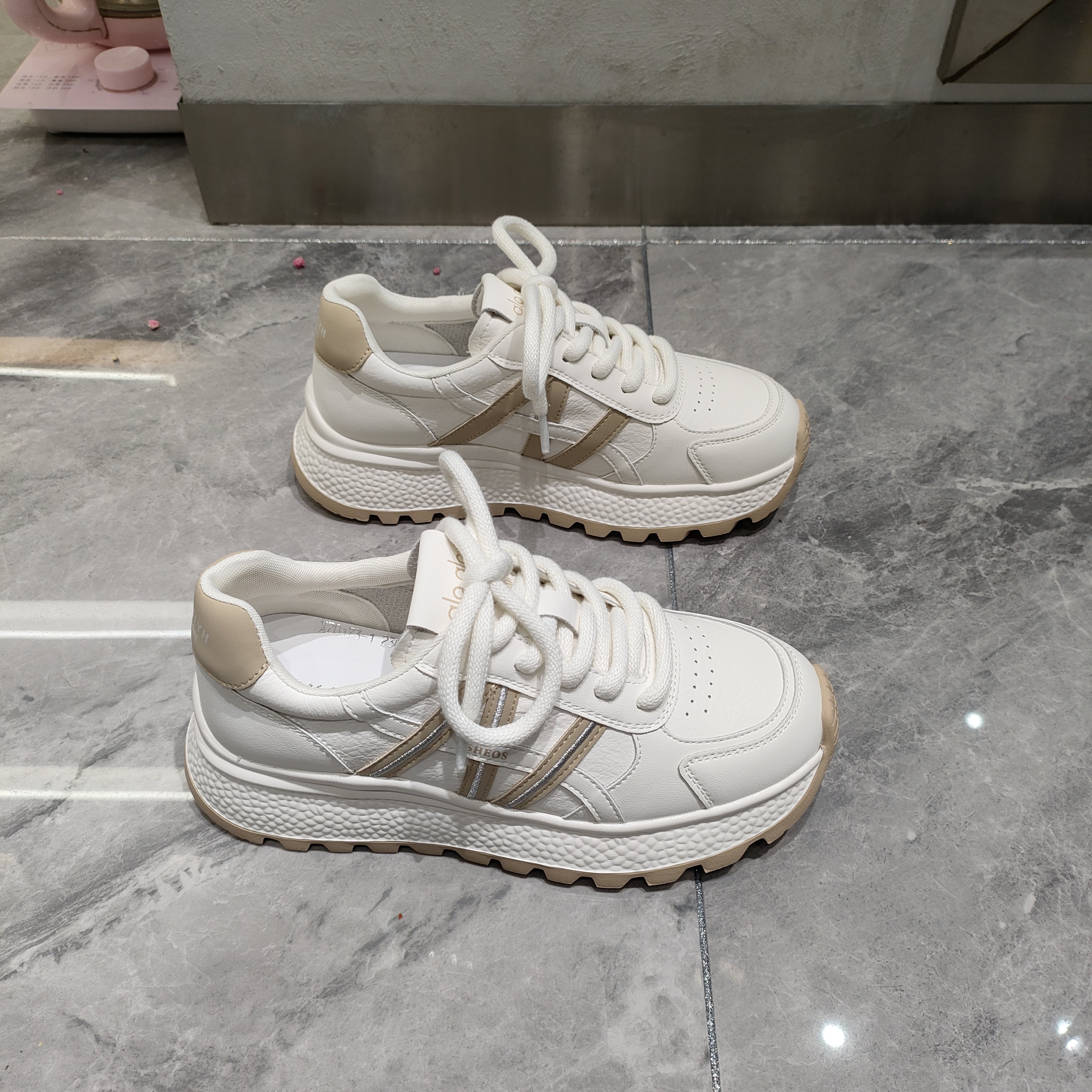 真皮阿甘鞋女2026春季新款圆头厚底系带皮面透气慢跑休闲运动鞋潮,淘宝优惠券,粉丝福利购,淘宝优惠卷