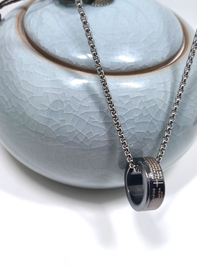 dukato英文字母新品网红戒指吊坠