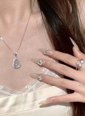 高级感满满~金枝绿叶福禄项链