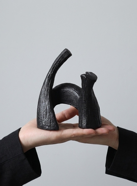 现代简约抽象造型黑色装饰摆件