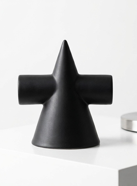 极简风黑色几何创意桌面摆件