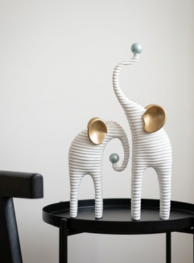 现代简约白色陶瓷大象摆件