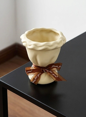 创意陶瓷蝴蝶丝带花瓶摆件