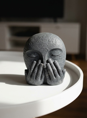 创意石材捂脸人物雕塑摆件