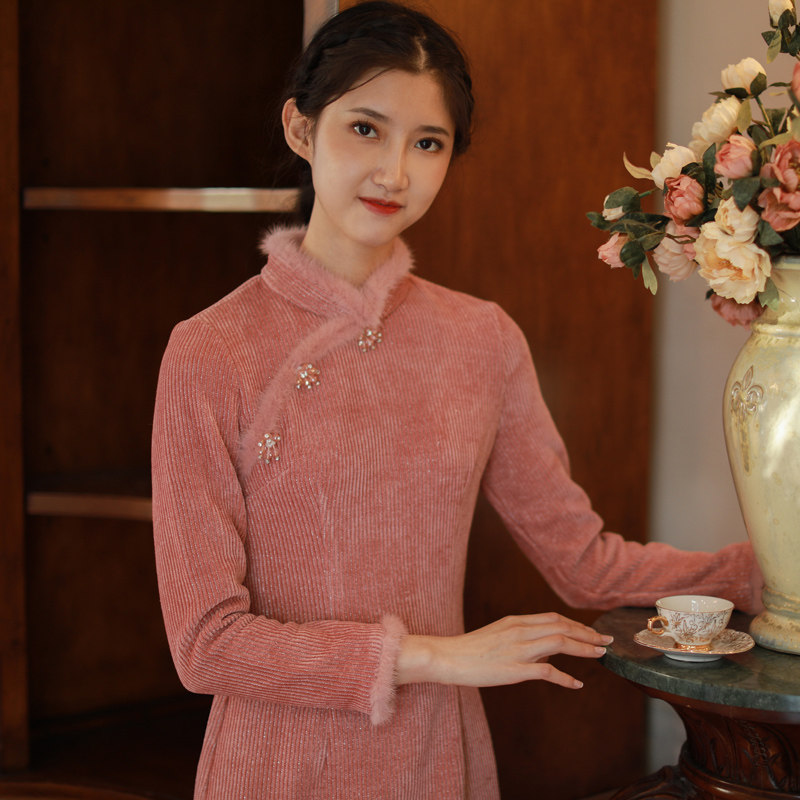 灯芯绒秋冬2020年新款复古连衣裙 墨脂连衣裙