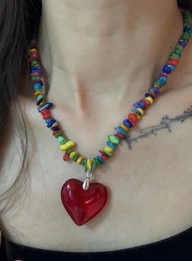 彩色碎石多巴胺红色爱心吊坠项链