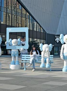 暴力熊公仔芝麻街大摆件网红打卡拍照轻奢雕塑装饰落地玻璃钢