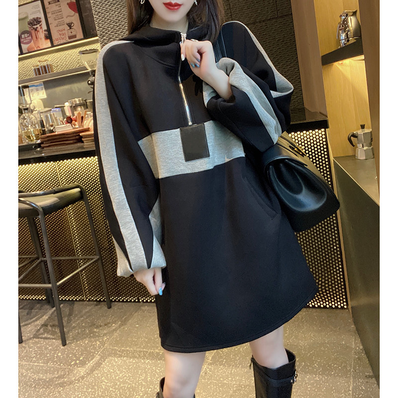 潮流减龄宽松半开领黑色2020卫衣裙 蜜恒连衣裙