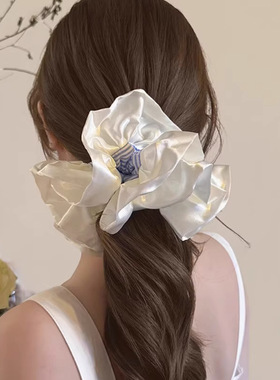 超大奶油缎面花边大肠发圈女芭蕾风蓝条纹氛围感发绳头花头绳