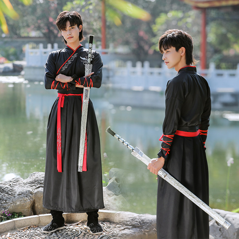  澳东秀民族服装/舞台装