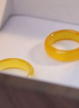 天然帝王黄玉髓指环戒指黄玛瑙小众玉石跑环男女