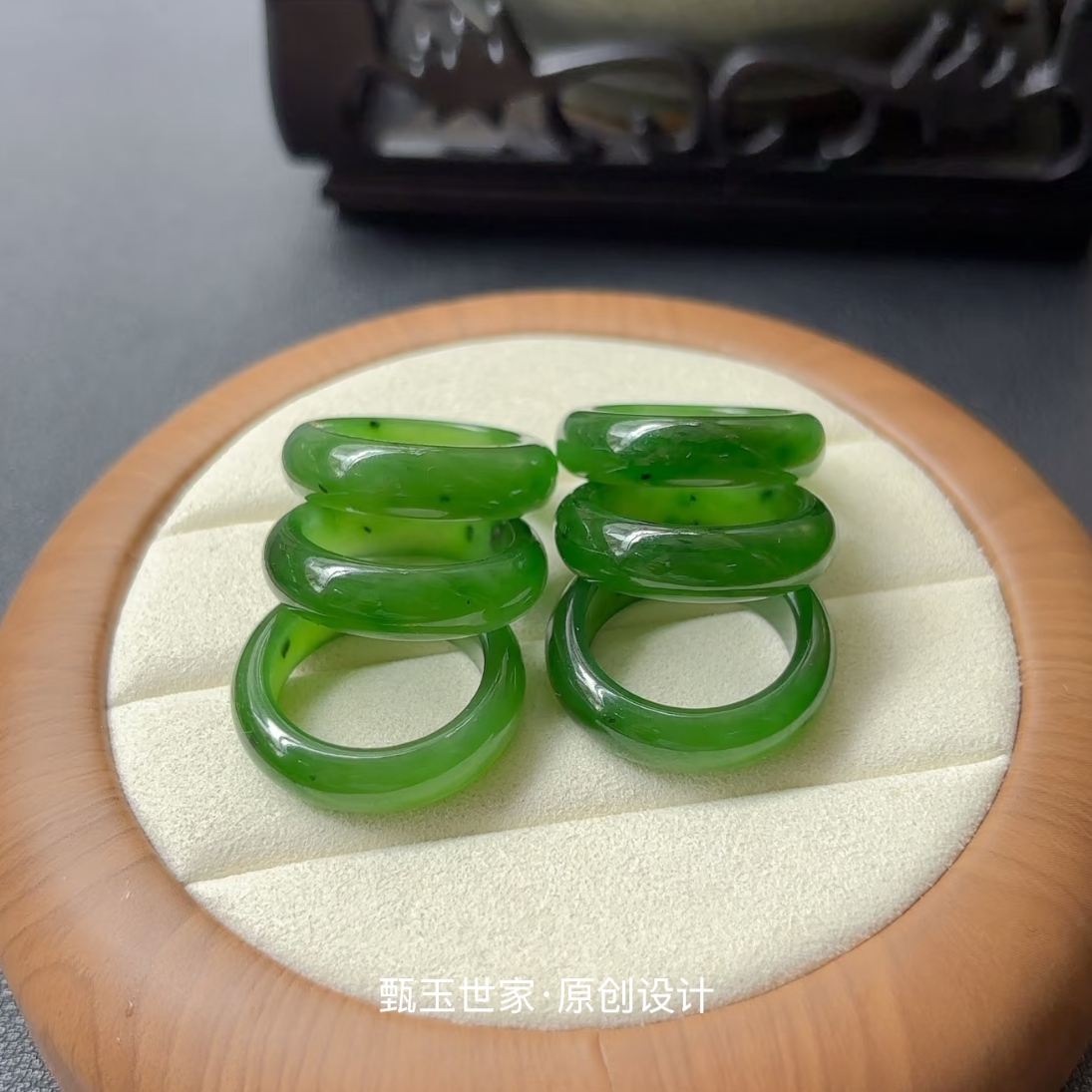 Natural Hetian Jade Jasper Ring Ice Green Spinach Green Jade Ring Full Green Jade Ring for Men and Women