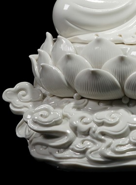 祥云观音佛像菩萨家用陶瓷摆件德化白瓷纯手工陶瓷工艺品客厅桌面