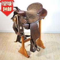 Western antique nostalgia genuine leather saddle cushions old British genuine leather saddle old objects with solid wood saddle frame