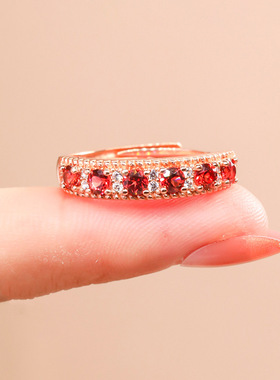 天然鸽血红石榴石戒指女镀玫瑰金排钻镶嵌3m轻奢排开口可调节戒指