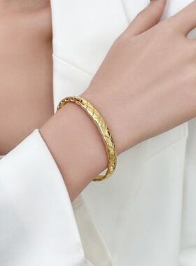 高级感小香风菱格纹手镯