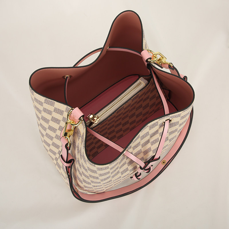 水桶包包2020新款潮欧美简约斜挎包 冠晨轩女士包袋