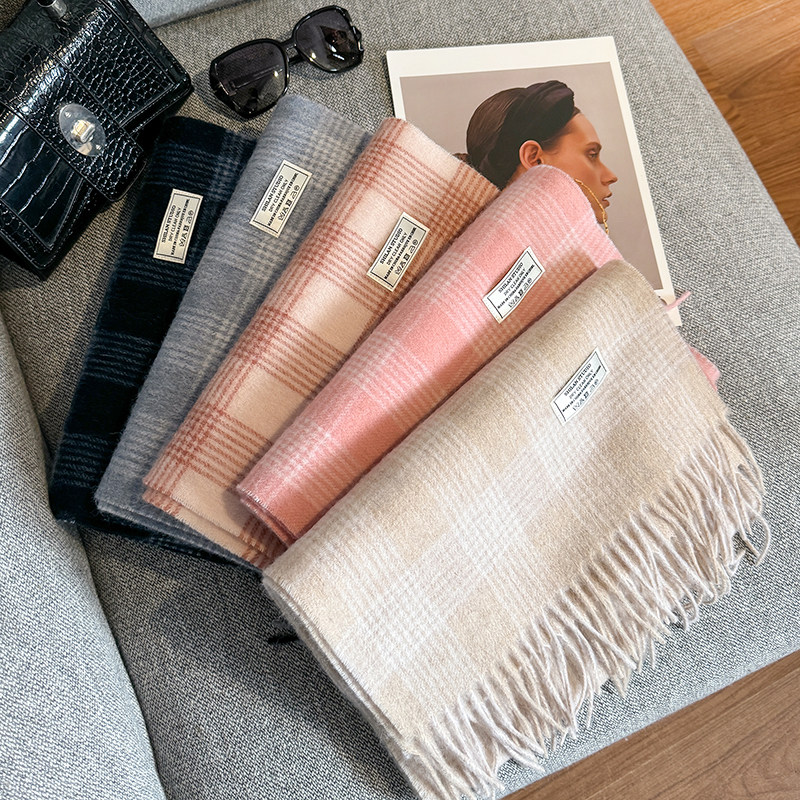 纯羊毛100%时尚格纹100%纯羊毛围巾女秋冬保暖流苏披肩百搭高级感,淘宝优惠券,粉丝福利购,淘宝优惠卷