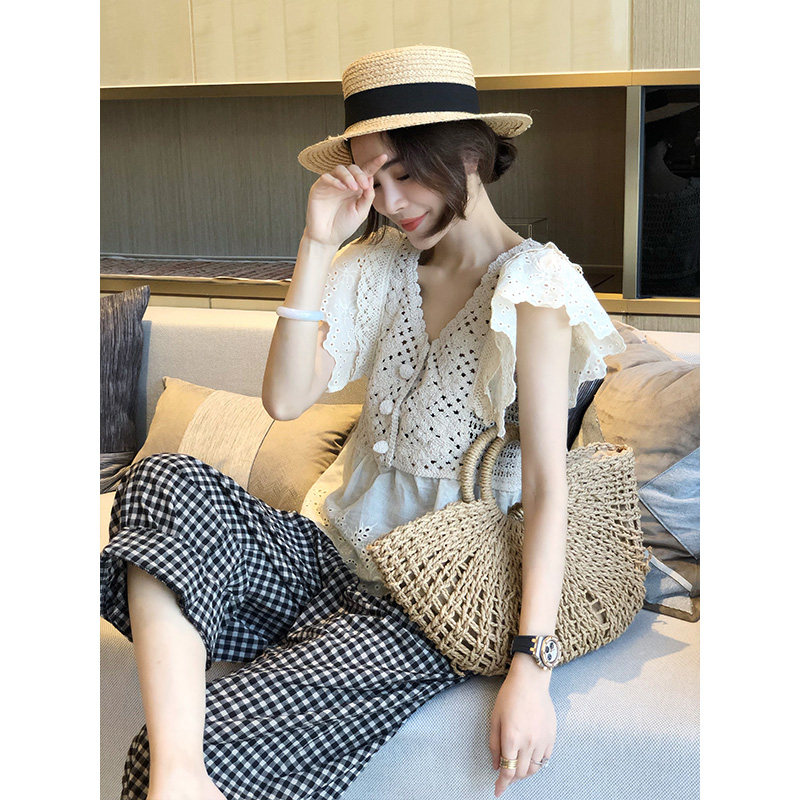 小清新设计感白色v领镂空夏蕾丝衫 秋寸蕾丝衫/雪纺衫