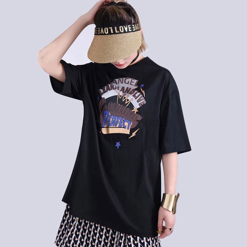  新颖阿玛施正T恤