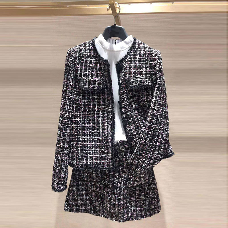 新颖阿玛施正旗舰店官网2019秋冬 新颖阿玛施正短外套