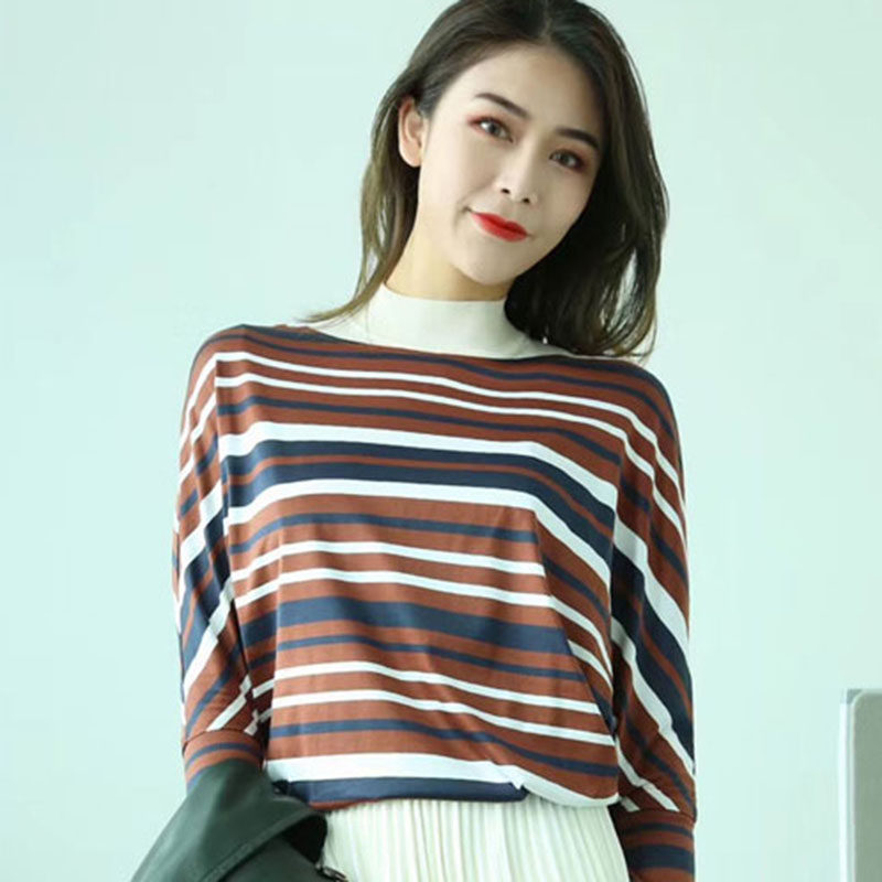  新颖阿玛施正T恤