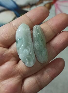 天然翡翠吊坠雕刻件手把件飘花