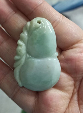 天然翡翠吊坠雕刻件手把件葫芦