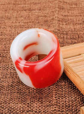 玉器新疆红白玉扳指戒指原矿和田玉红玉满绿扳指指环 男女款