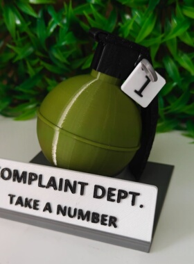 Funny Complaint Dept Grenade Figure 有趣的投诉部门手榴弹模型