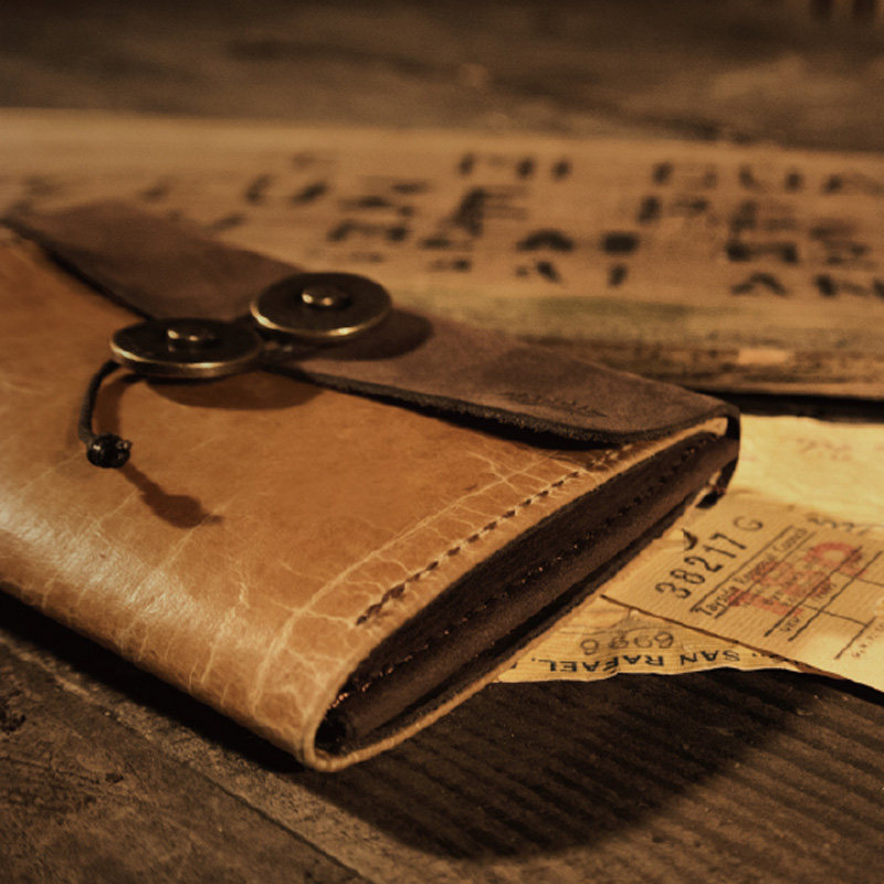 adole复古蜡纹布头层牛皮名片夹 adole卡包