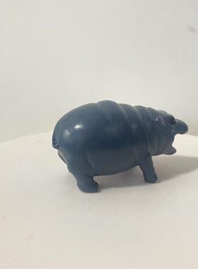 跨境新品圣诞节河马雕像动物装饰品家庭派对桌面摆件礼物创意摆件